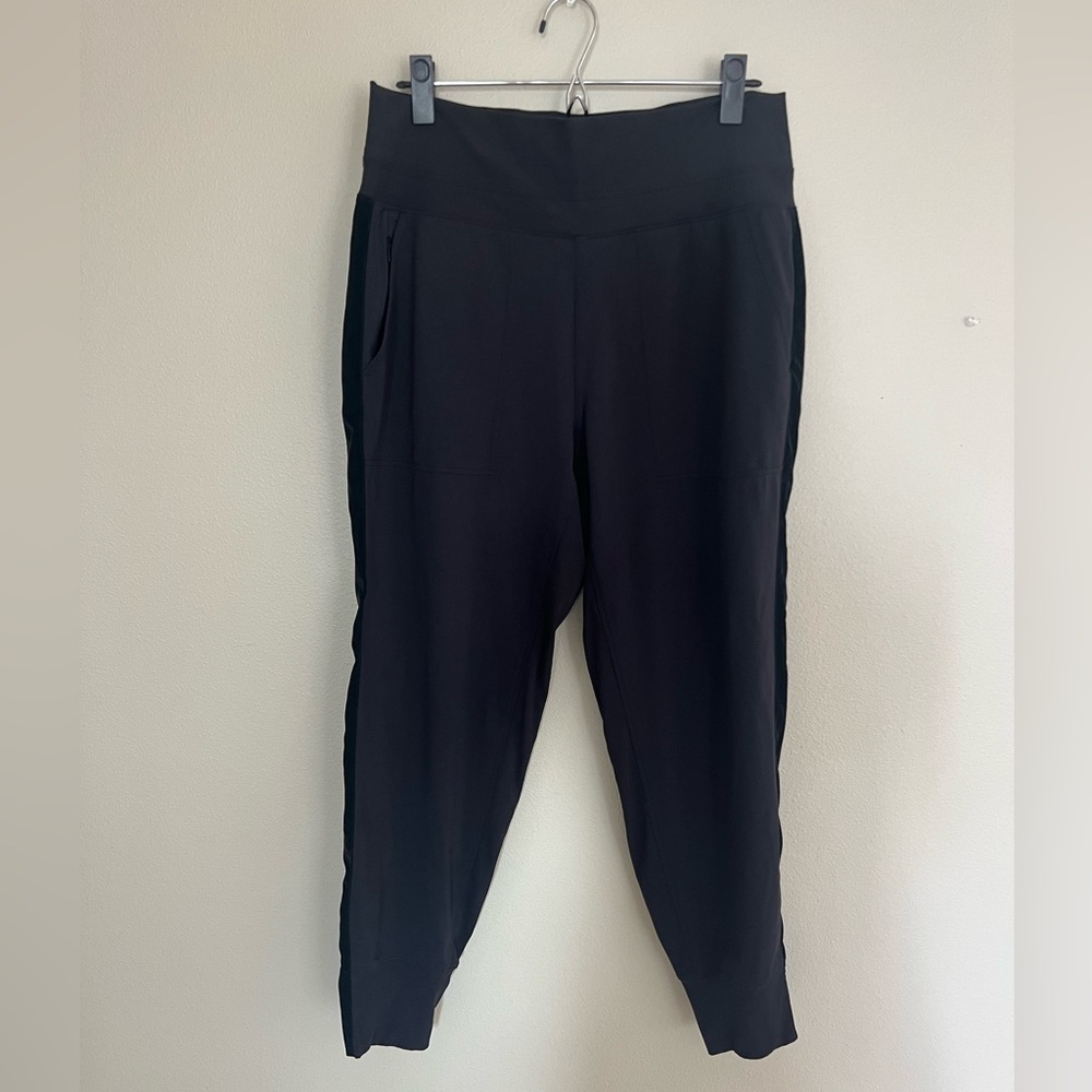 Athleta Venice Velvet Stripe Jogger Black Pants, Size Large